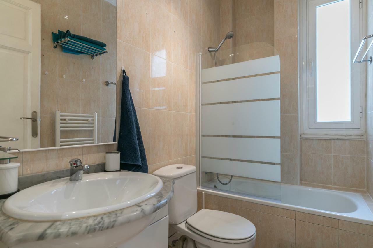 Confortable Piso En Chamberi マドリード エクステリア 写真