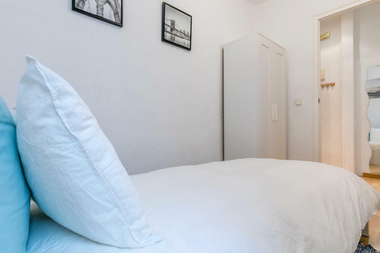 Confortable Piso En Chamberi マドリード エクステリア 写真